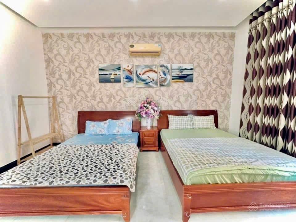 Cho thuê nhà 2 mặt tiền sát biển full nội thất chỉ 15 triệu/tháng