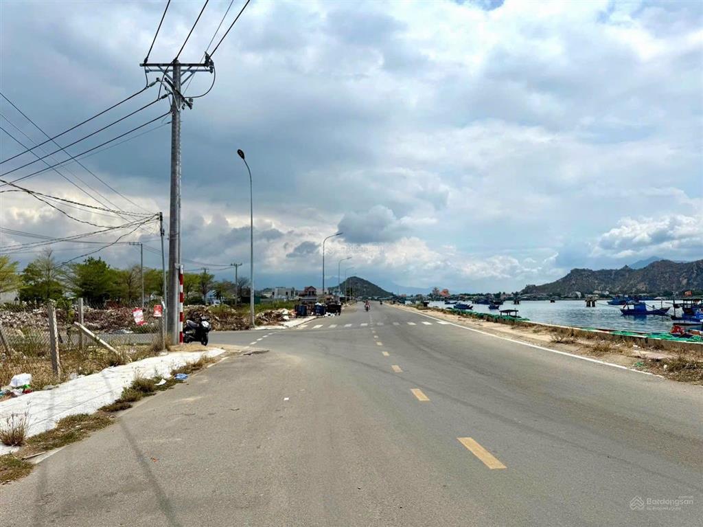 Lô góc view biển đầm nại 201m2  cách bãi tắm 500m  5,2 tỷ