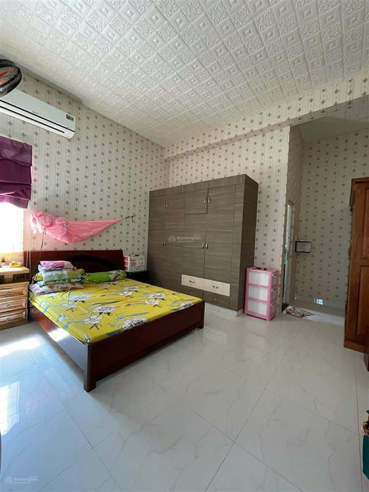 Bán nhà 3 tầng mt 5m gần biển mân thái  dt 85m ngang 5m  7tỷ 6