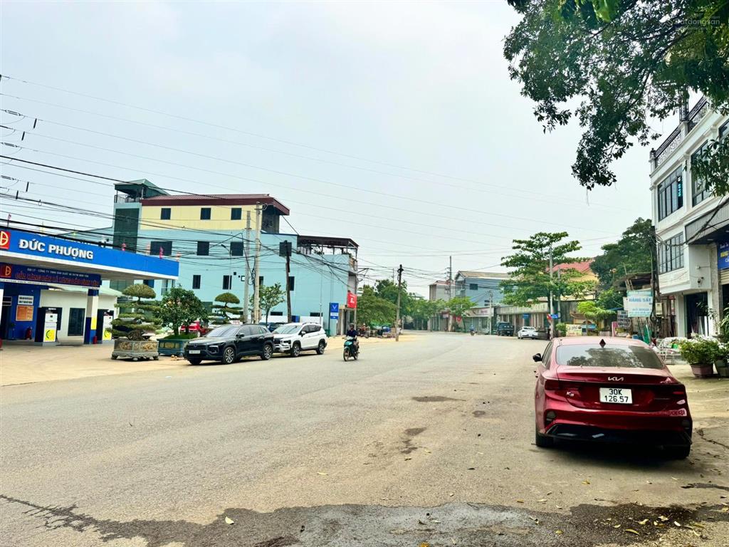 Siêu phẩm 270m mặt đường tỉnh lộ 420. mặt tiền 8m. xây tòa nhà văn phòng siêu đẹp