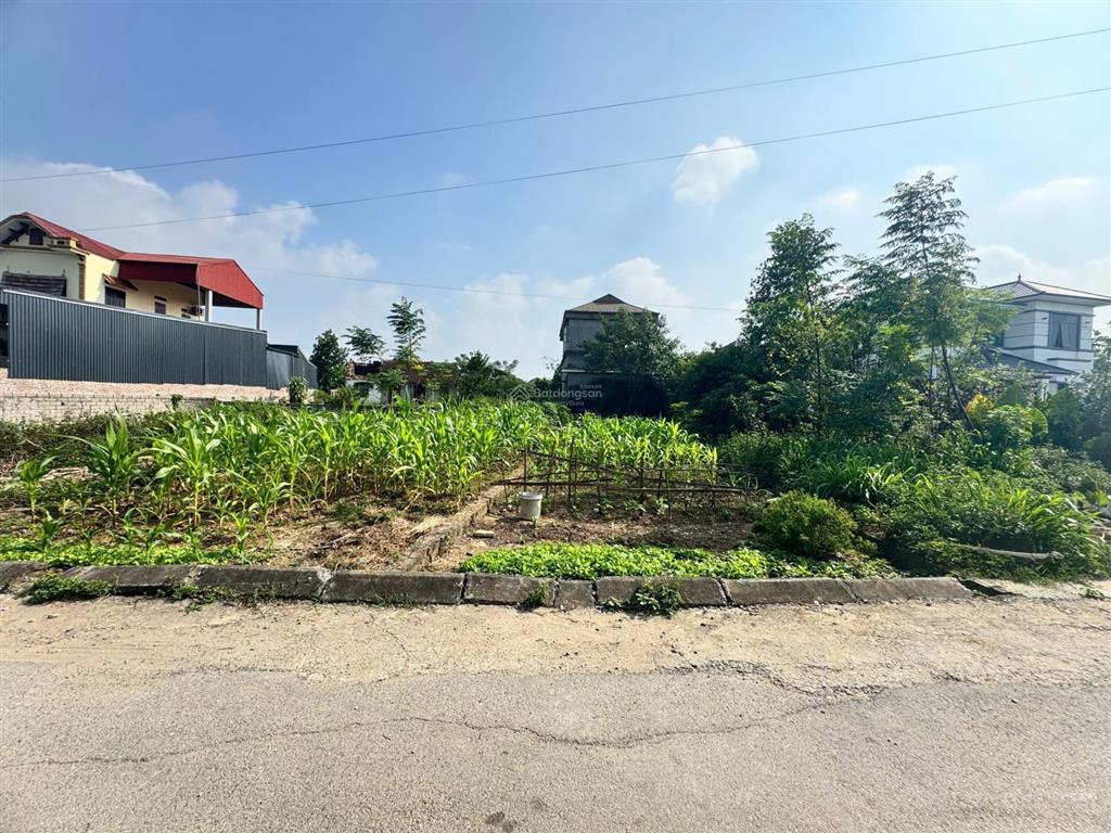 Gần 90m đất đẹp như tranh giáp kcnc hòa lạc mà chưa đến 3 tỷ