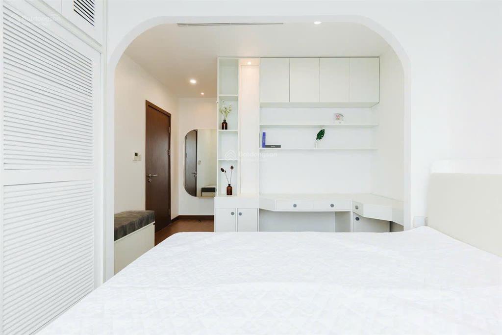 Hiếm! bán gấp cc the matrix one 88m2, 2 ngủ, 2wc, view đẹp, slot ô tô, giá hơn 9tỷ,  0762 656 ***