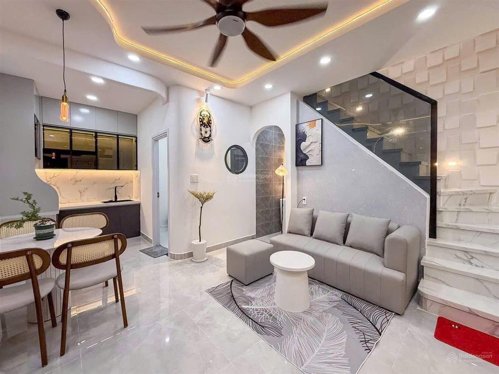 Cần thanh lí gấp căn nhà 1/đường trương đình hội, q8, dt 40,5m2