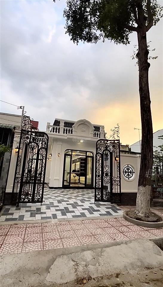 Cần bán căn nhà cấp 4 trên đường trần đại nghĩa  tân kiên  bình chánh