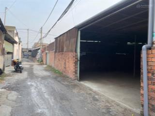 Cần bán xưởng, kho ngay kcn cầu tràm giá 900triệu cho thuê 12triệu/tháng có điện 3 pha đường xe