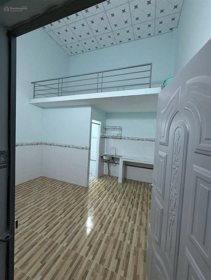 Cần bán gấp dãy trọ 10 phòng và 2 kiot đ. tân liêm  cách chợ phú lạc 300m