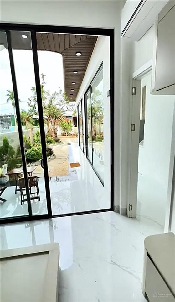 Cần bán căn nhà nhỏ vườn ngay cầu vượt ql50 về quận 8 10p, giá chốt