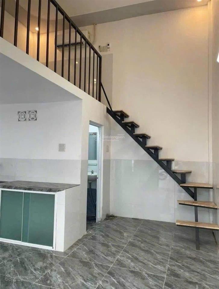 Bán gấp dãy trọ  thu nhập ổn định 25tr/tháng
giá 1tỷ125 ( thương lượng nhẹ )nằm ngay kcn cầu tràm
