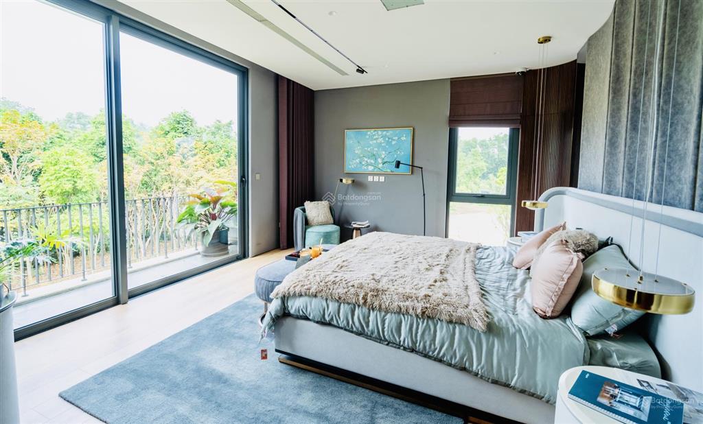 Bán chuyển nhượng căn biệt thự song lập tropical garden diện tích 239m2 | giá chỉ 8x tr/m2