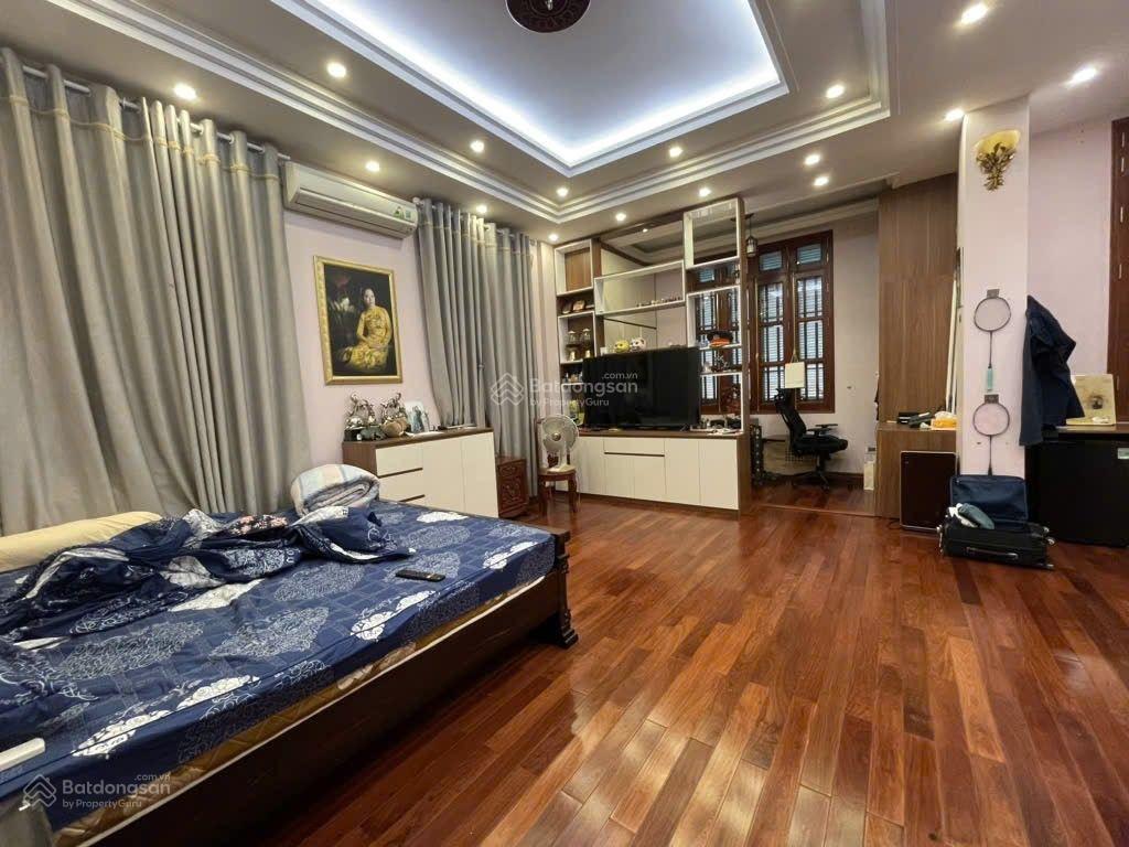 Hơn 12 tỷ có nhà phân lô gần hồ kim đồng, 80m2 x 5t, ô tô nằm trong nhà