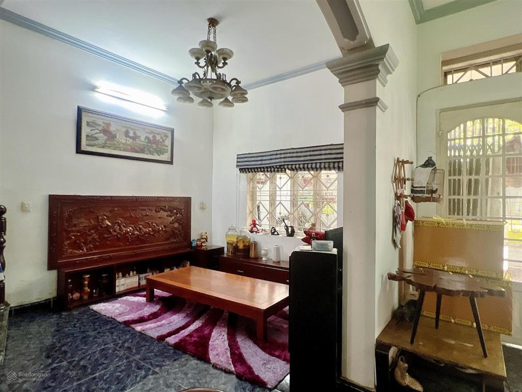 Nhà 3 tầng, 130m2, ngang 8.1m, hẻm nhựa 8m, khu bên sông hiệp bình chánh. tặng nội thất cao cấp