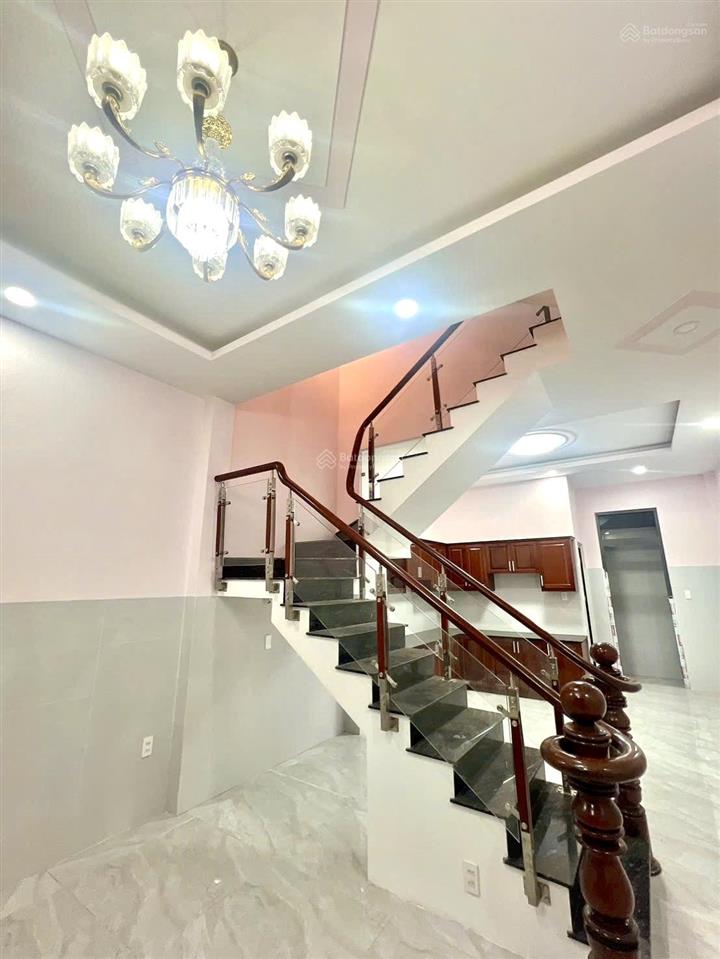 Bán nhà 3 tầng tại đường số 49, hiệp bình chánh ,6,25 tỷ, 54m2, 4pn, 3wc, hàng hiếm tại giá ưu đãi.