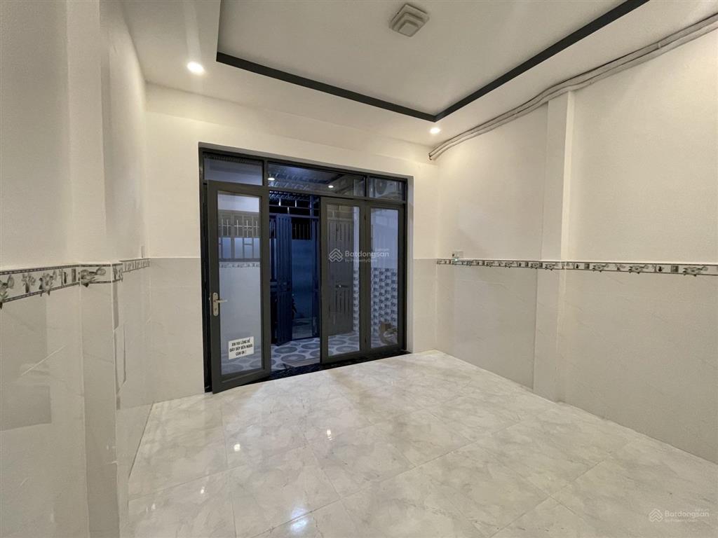 Bán nhà 2 tầng, 60m2 tại đường số 6, hiệp bình phước, thủ đức chỉ với 5,1 tỷ