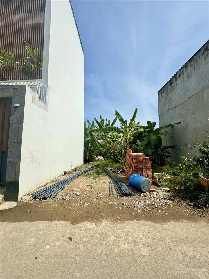 Lô đất 63m2, xây dựng cao tầng, hẻm 7m, kdc việt nhân eco 2, trường lưu, gần chợ long trường.