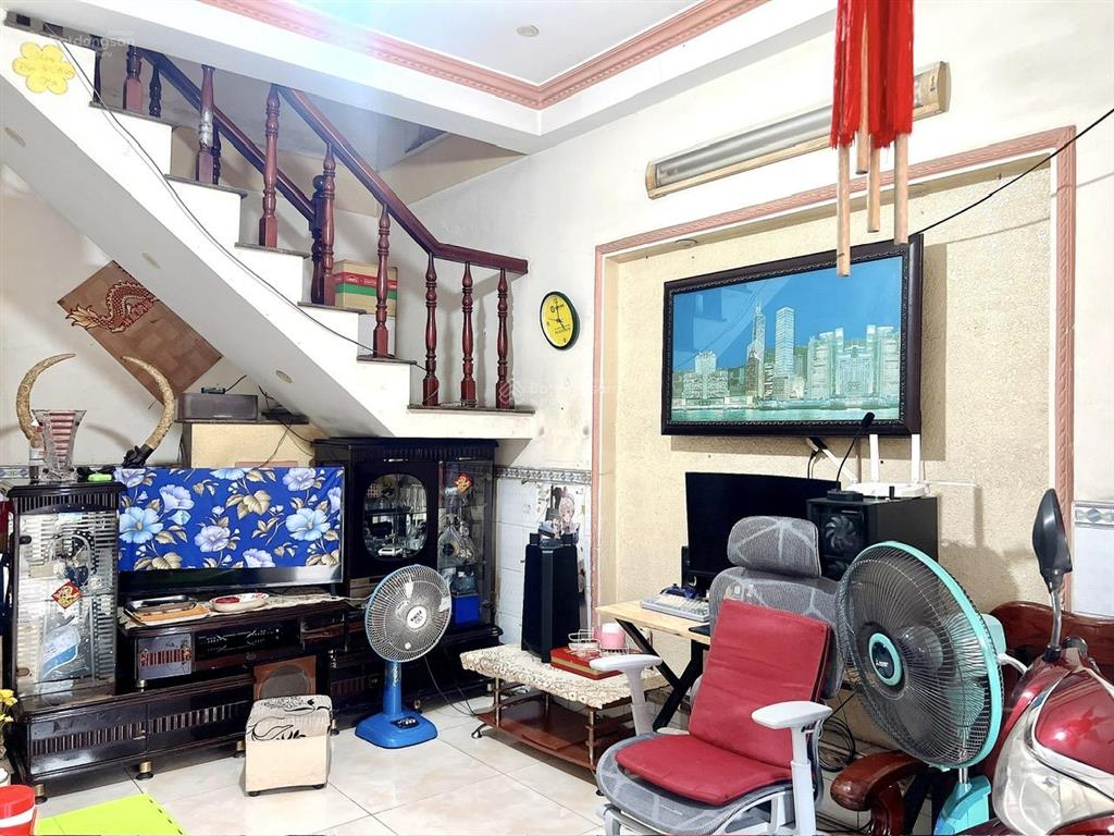 Nhà 2 tầng hẻm xe hơi thông đường số 48 hiệp bình chánh thủ đức.