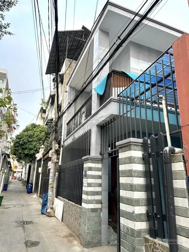 Nhà 2 tầng, 87m2, ngang 7.4m, hẻm xe hơi sát đh ngân hàng hoàng diệu 2 thủ đức.