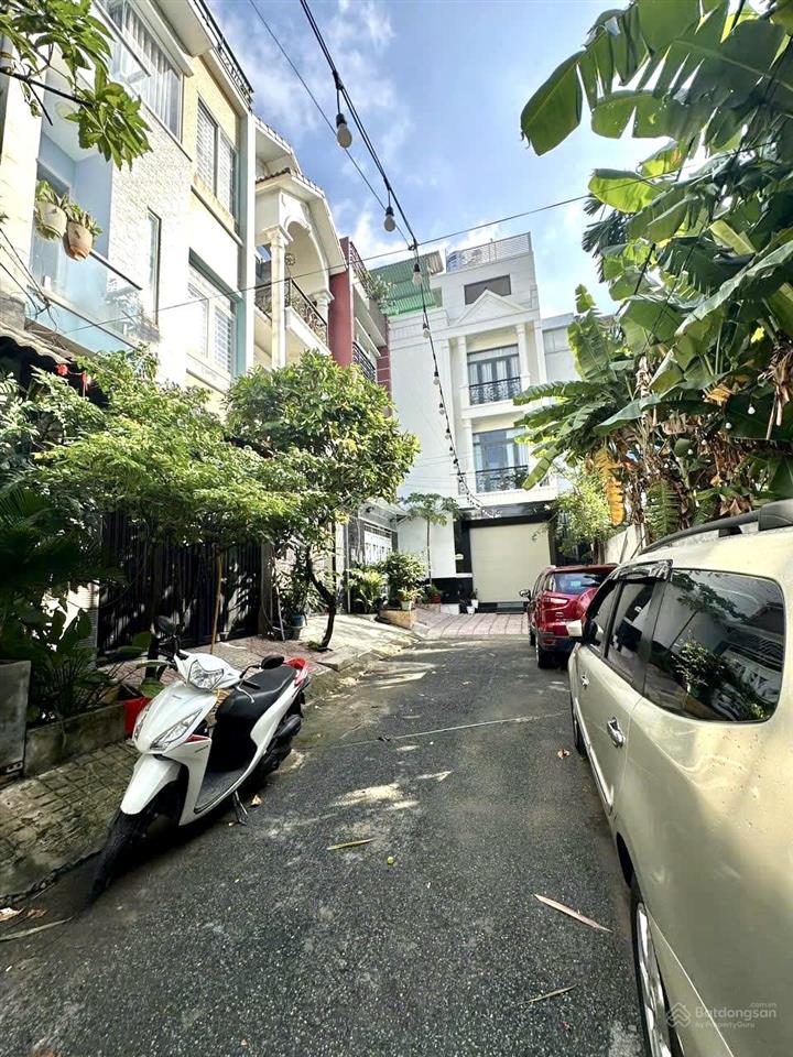 Nhà 3 tầng kdc hồng long hiệp bình phước, khu phân lô hẻm nhựa 7m, sổ hoàn công đủ