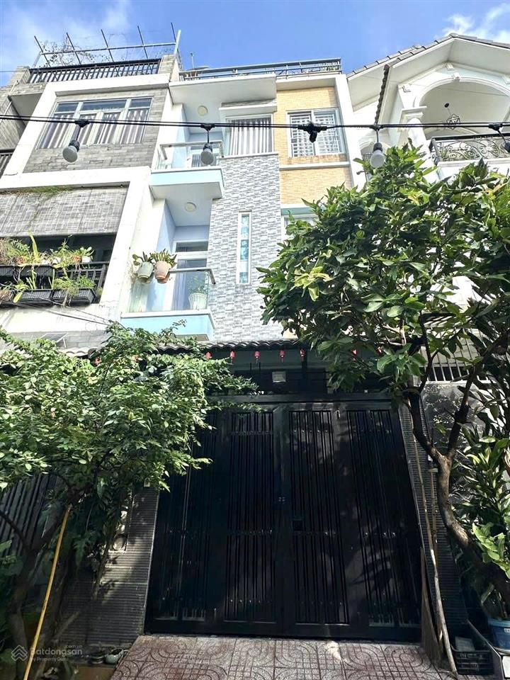 Nhà 3 tầng kdc hồng long hiệp bình phước, khu phân lô hẻm nhựa 7m, sổ hoàn công đủ