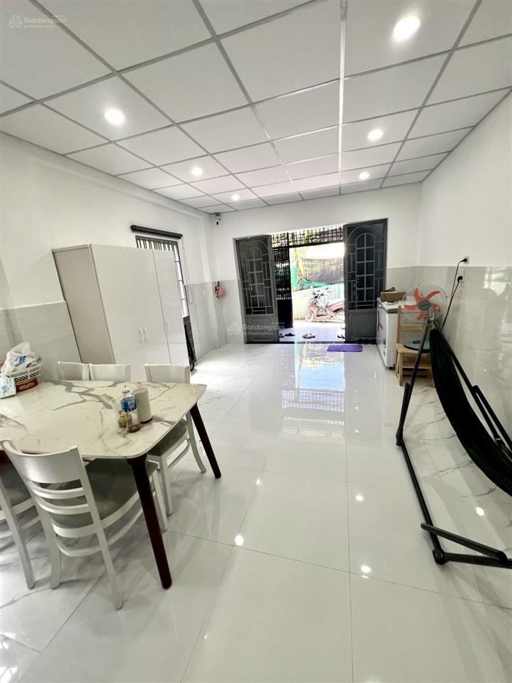 Bán nhà 49m2, hiệp bình chánh, sổ hồng riêng, không quy hoạch.