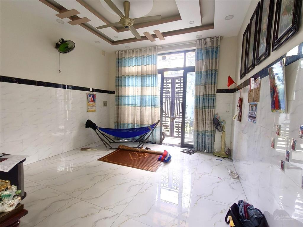 Nhà 3 tầng phù hợp kinh doanh chợ tây hoà, ngang 6.2m, ngay ngã tư mk.