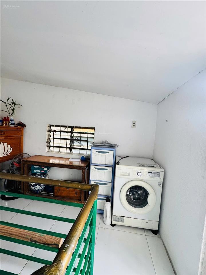 Chỉ 3,6 tỷ, bán nhà 3 tầng hẻm xe hơi đường 185 phước long b thủ đức.