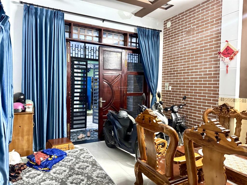 Bán nhà 2 tầng hẻm xe hơi trường thọ, lô góc 2 mặt tiền, kqh, klg, sổ hoàn công.