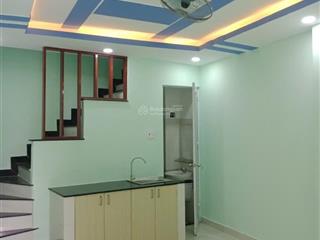 Sát q1, phan đình phùng, p.1, pn, 66.3m2, 3 tầng, sân thượng, 3wc, hxh, đang cho thuê 8tr/tháng.