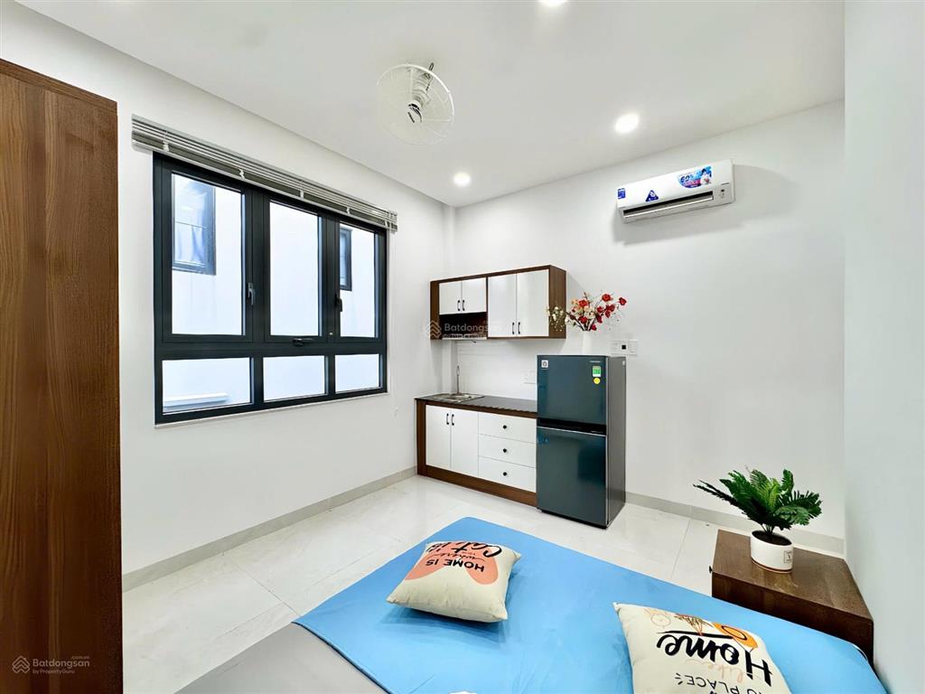 Phòng full nội thất ngay iuh nguyễn văn dung