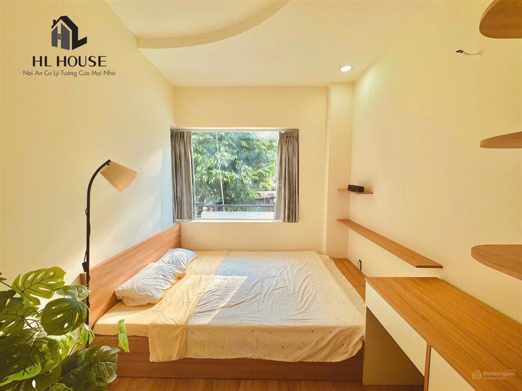 Phòng ngủ tách bếp bancol full nội thất rộng 40m2 ngay công viên làng hoa  lê văn thọ