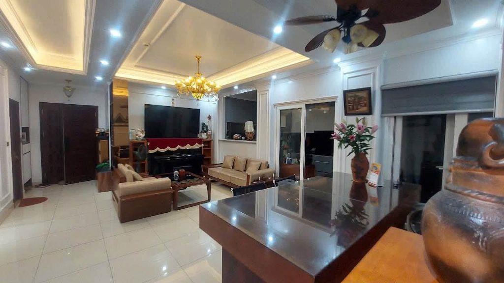 Bán Chung Cư Hoàng Quốc Việt 2 Phòng Ngủ 60m² Giá 4 Tỷ – Căn Đẹp (083,848,9898)