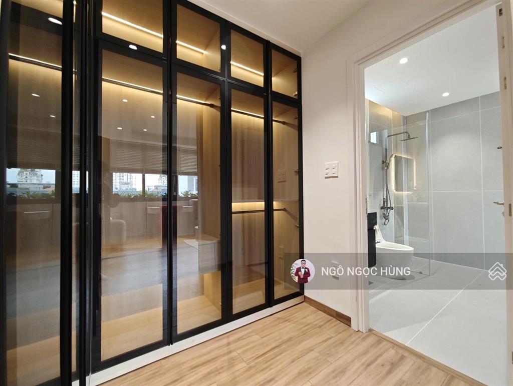 Nhà đẹp hẽm 666 huỳnh tấn phát q7 giá bán 8 . 7 tỷ dt 8x8.5m. h/t trệt,2lau,st