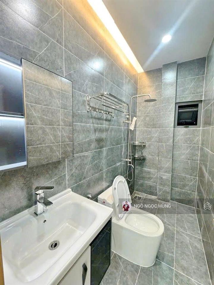 Căn góc đẹp hẻm nguyễn văn quỳ q7 giá bán 4.88 tỷ có thương lượng dt 4.2x8m