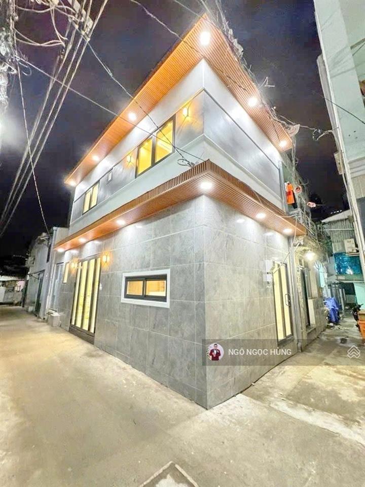 Căn góc đẹp hẻm nguyễn văn quỳ q7 giá bán 4.88 tỷ có thương lượng dt 4.2x8m
