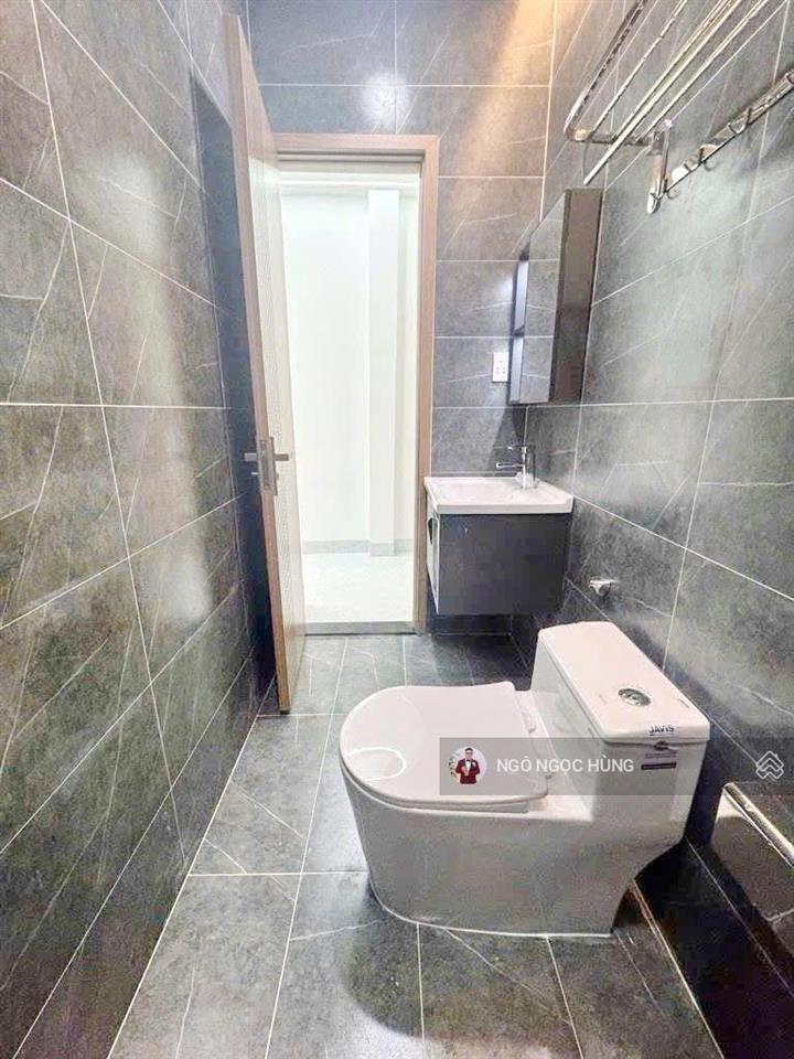 Căn góc đẹp hẻm nguyễn văn quỳ q7 giá bán 4.88 tỷ có thương lượng dt 4.2x8m