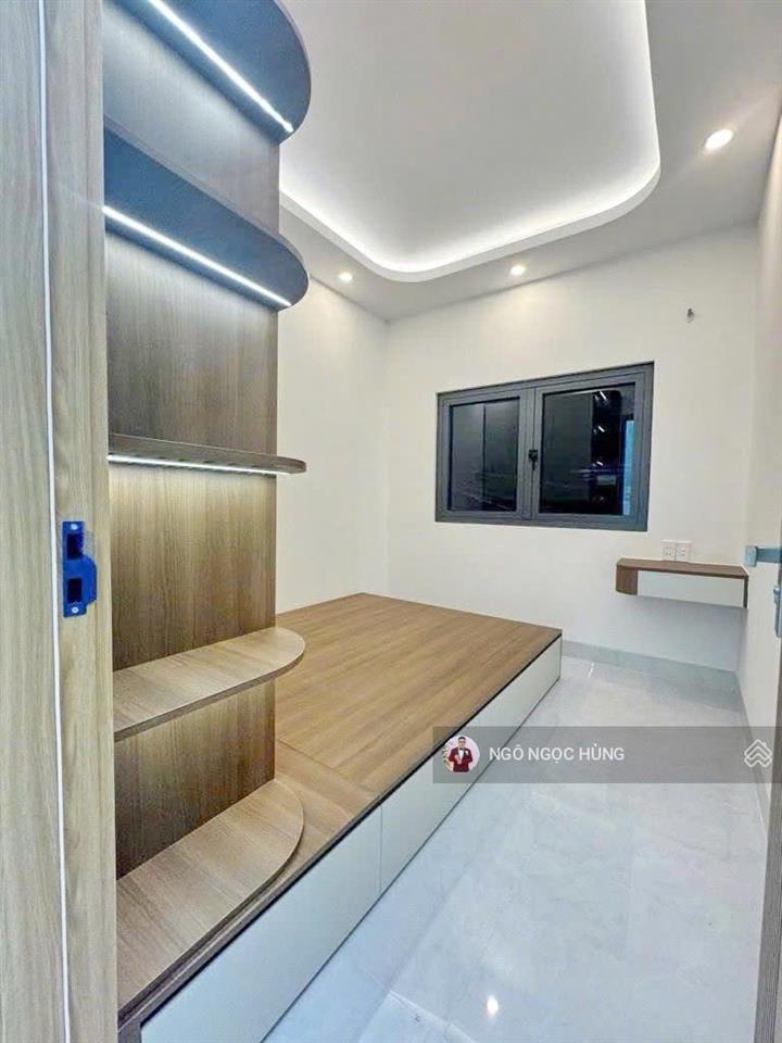 Căn góc đẹp hẻm nguyễn văn quỳ q7 giá bán 4.88 tỷ có thương lượng dt 4.2x8m