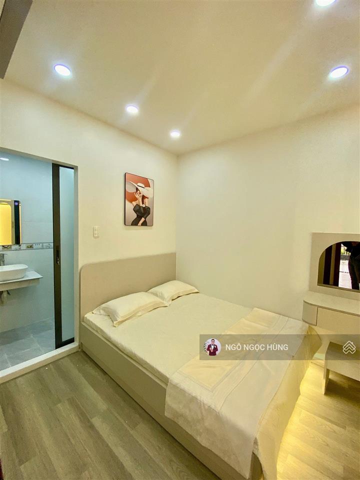 Nhà mới hẻm huỳnh tấn phát q7 giá bán 5.5 tỷ (tl) dt 4.6x9m, h/t trệt, lầu