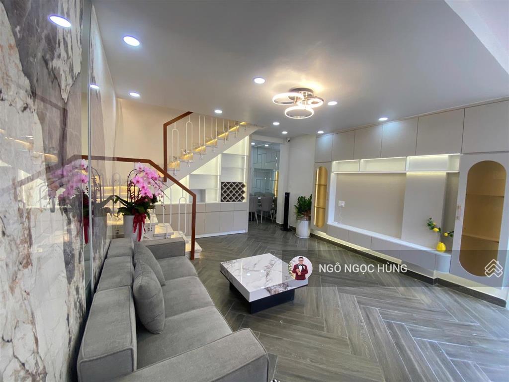Nhà mới hẻm huỳnh tấn phát q7 giá bán 5.5 tỷ (tl) dt 4.6x9m, h/t trệt, lầu