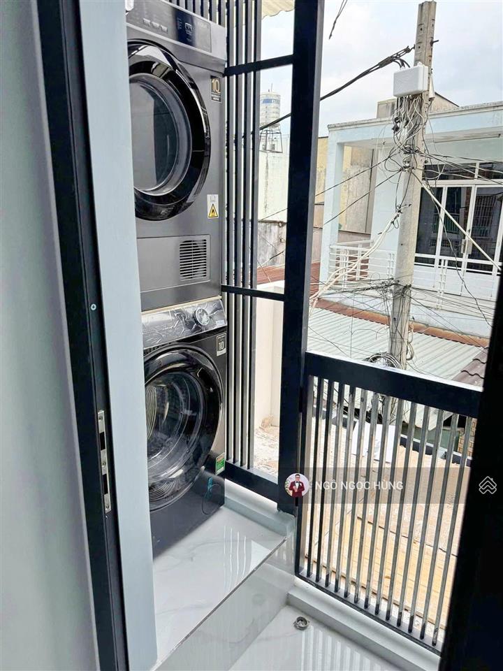 Nhà 4x11m trệt lầu 3 pn hẽm 88 nguyễn văn quỳ quận 7 giá 4.95 tỷ