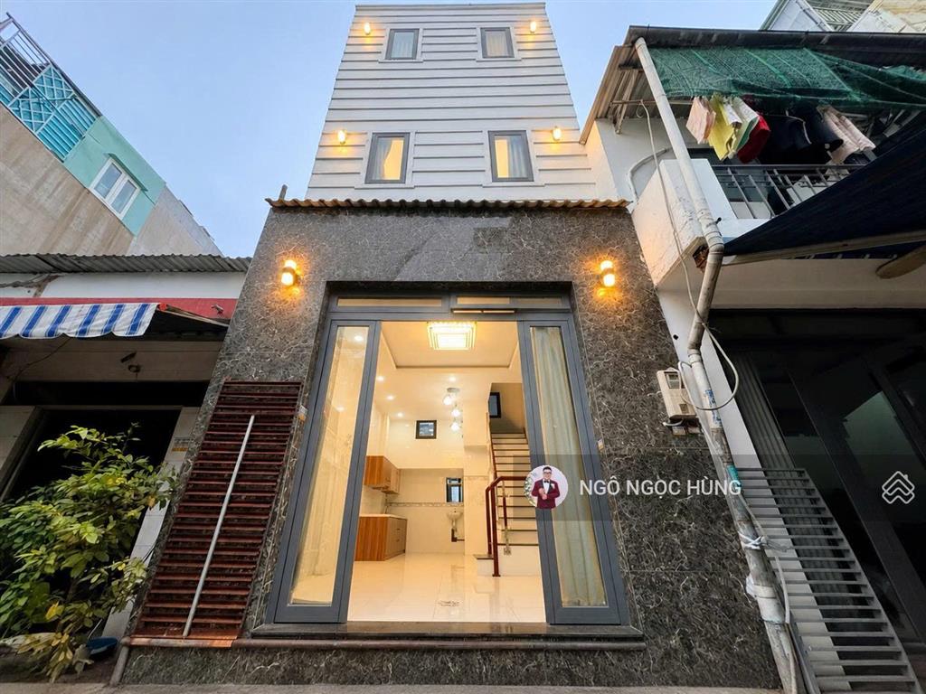 Nhà đẹp vừa hoàn thiện trệt, 2 lầu 4 pn hẻm lê văn lương q7 giá 3.75 tỷ