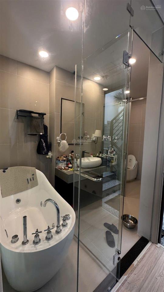 Mặt tiền kinh doanh đường phan huy thực 5 tầng thang máy thiết kế hiện đại mặt tiền đẹp vỉa hè rộng