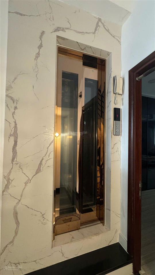 Mặt tiền kinh doanh đường phan huy thực 5 tầng thang máy thiết kế hiện đại mặt tiền đẹp vỉa hè rộng