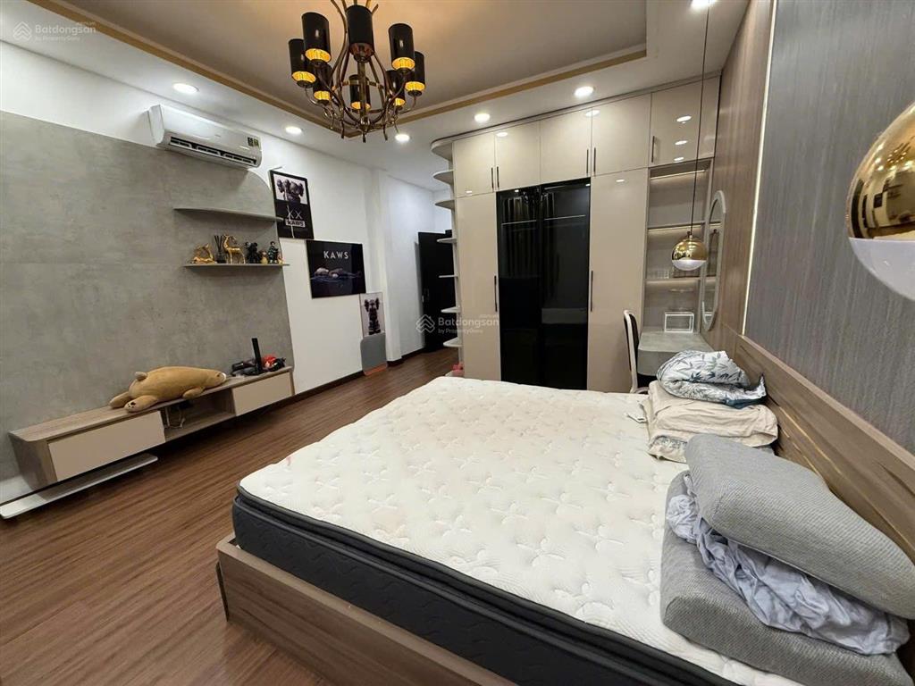 Cho thuê mặt tiền huỳnh tấn phát, quận 7  dt 6.5x25m  giá thuê 35tr/th  dt 6.5x25m