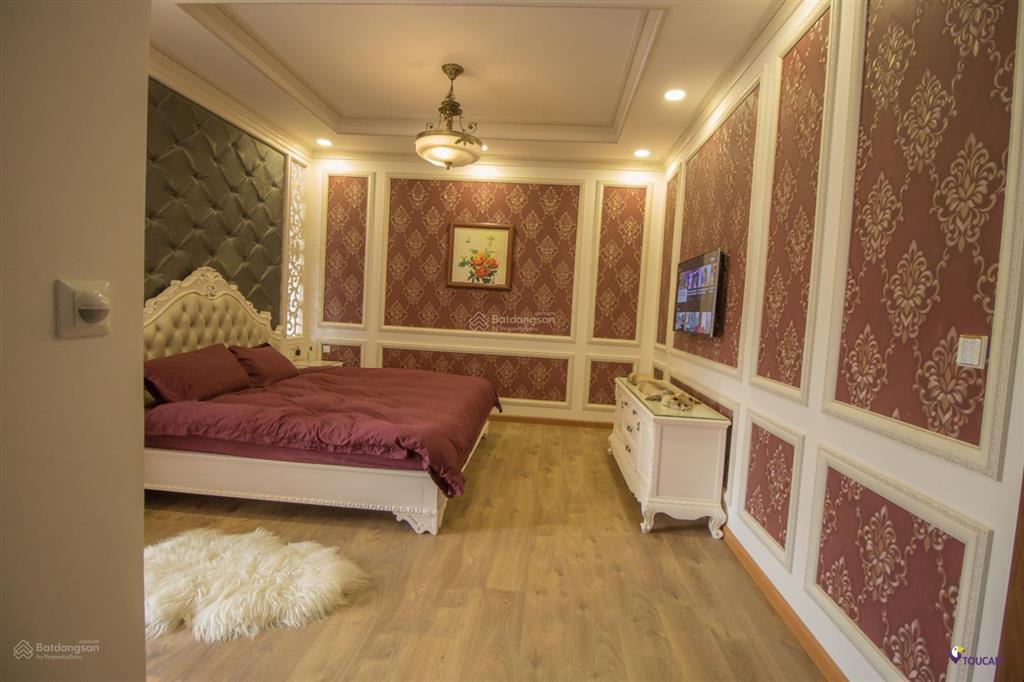 Bán villa sân vườn cao cấp ngay trung tâm đường đinh tiên hoàng phường xuân hương  đà lạt