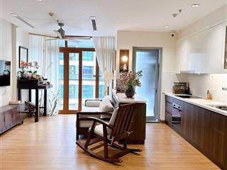 Chủ cần tiền bán gấp 3pn giá tốt nhất tại vinhome central park bình thạnh.  0797 732 *** em thoa