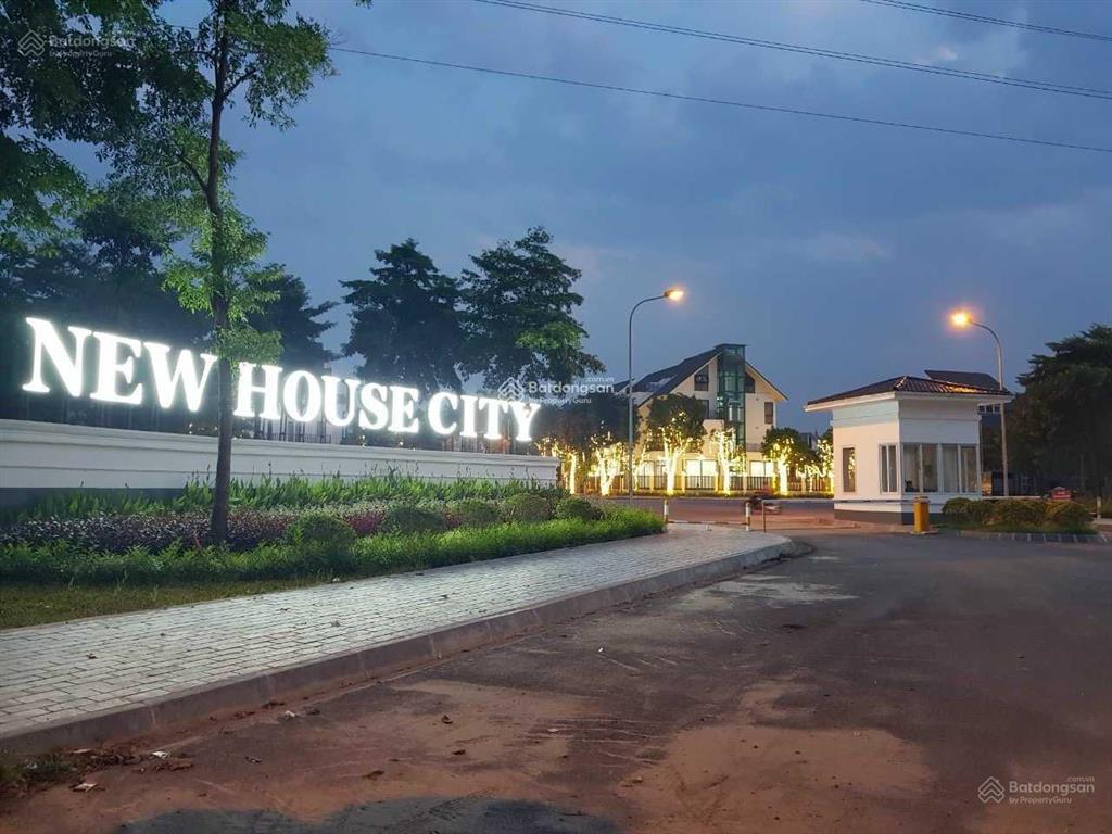 Bán gấp biệt thự ngôi nhà mới, giá tốt nhất khu vực