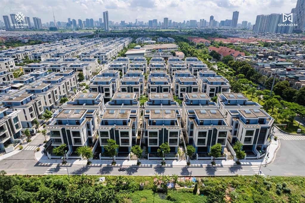 Cần bán rất gấp biệt thự an quý villa, dương nội, căn 198m2, sát vườn hoa  công viên