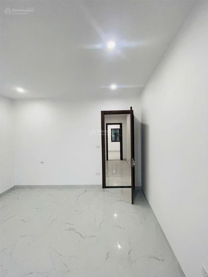 Nhà riêng 3 tầng 38m ngõ 3m  full tiện ích  thuận tiện di chuyển bến xe yên nghĩa  kđt thanh hà