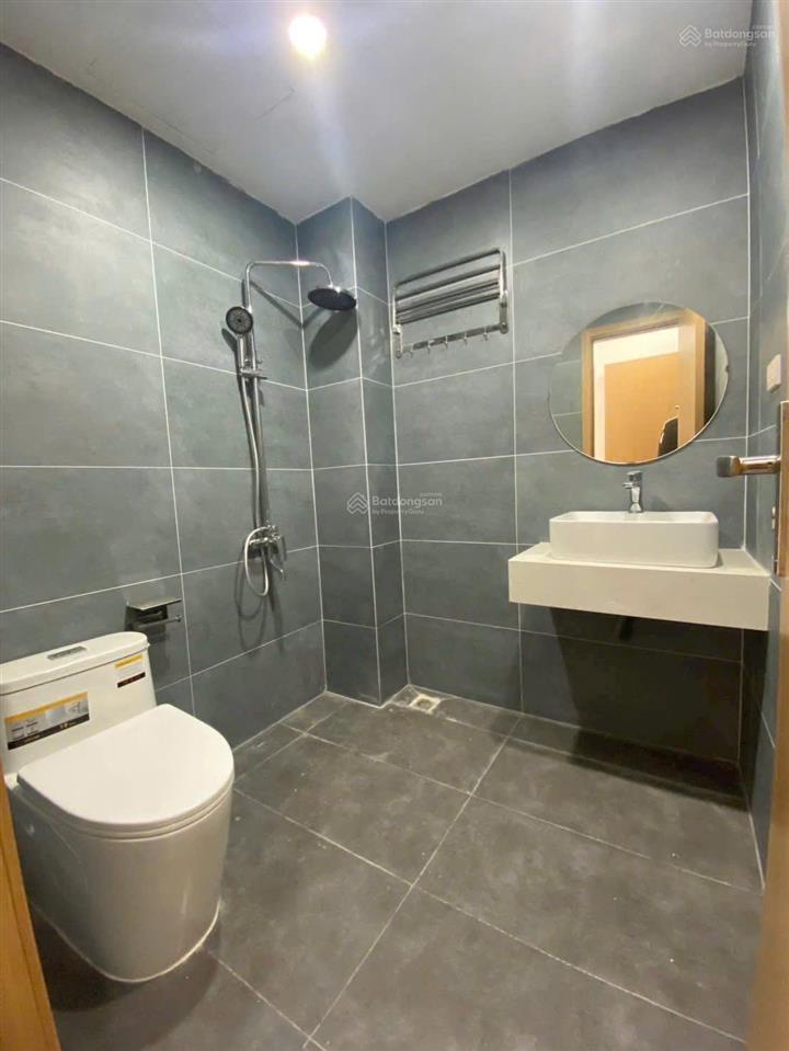 Bán nhà riêng tại đồng nhân, 3,9 tỷ, 35 m2, 4 tầng, 3pn, 3wc trong đê  5p ra kđt đô nghĩa