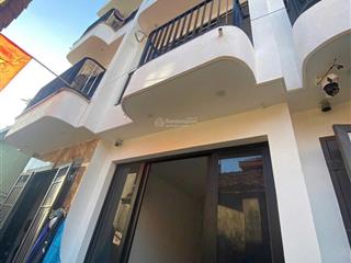 Bán nhà riêng tại đồng nhân, 3,9 tỷ, 35 m2, 4 tầng, 3pn, 3wc trong đê  5p ra kđt đô nghĩa