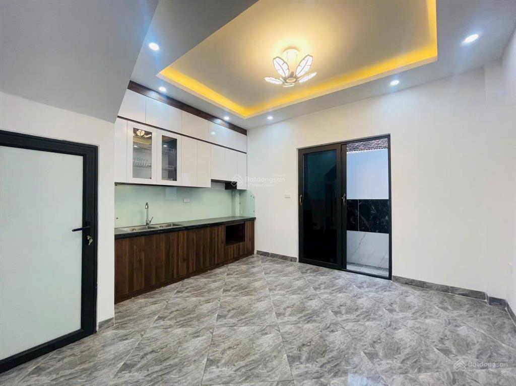 Bán nr 4 tầng 32m2 pháp lý đầy đủ  đường oto đỗ cửa  10p di chuyển bến xe yên nghĩa chỉ 2,55 tỷ
